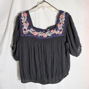 American Eagle Outfitters Dark Gray Floral Blouse